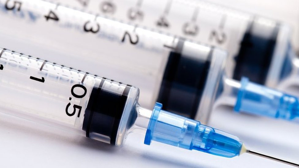 Medical syringes