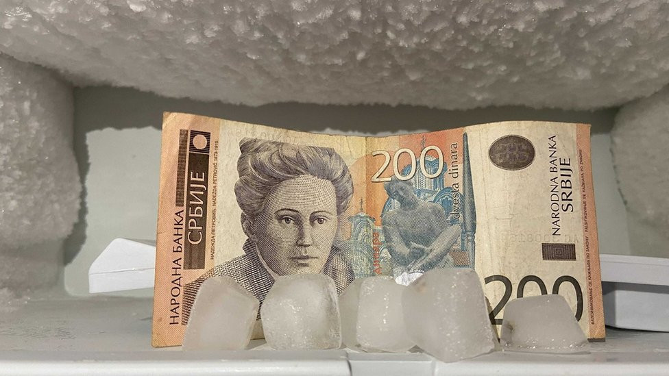 123
