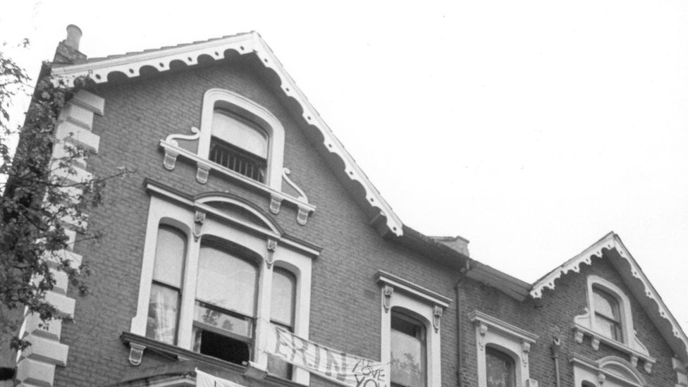 1977