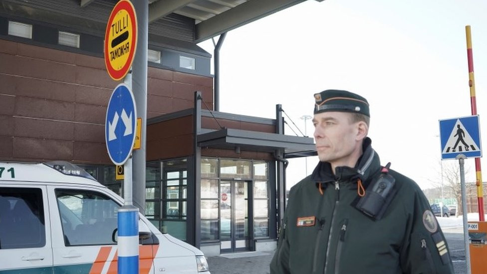 Finski graničar na prelazu Imatra
