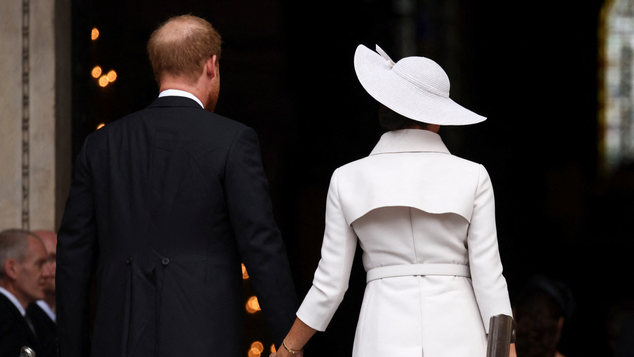Prince Harry and Meghan arrive at St Paul's