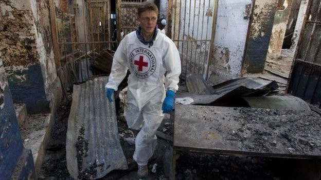 Doktor Tidbol Binc, forenzički stručnjak