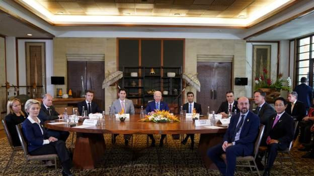 G7