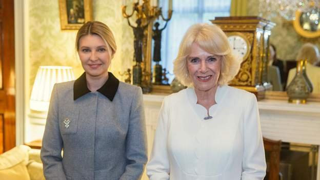 Olena i Kamila