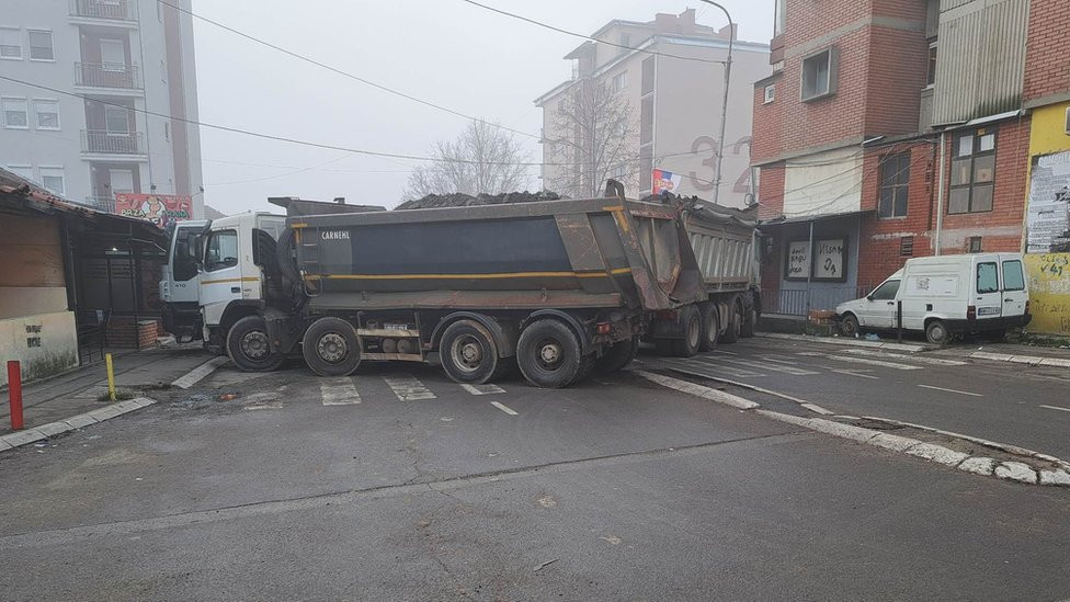 kosovo, barikade