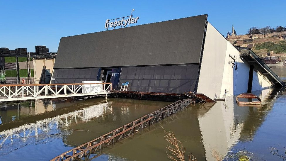 splav, Fristajler