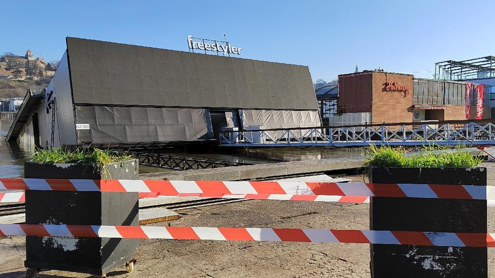 splav, Fristajler