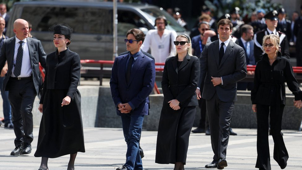 Elenora, Pjer Silvio, Barbara, Luiđi i Marina Berluskoni, deca Berluskonija, Silvio Berluskoni