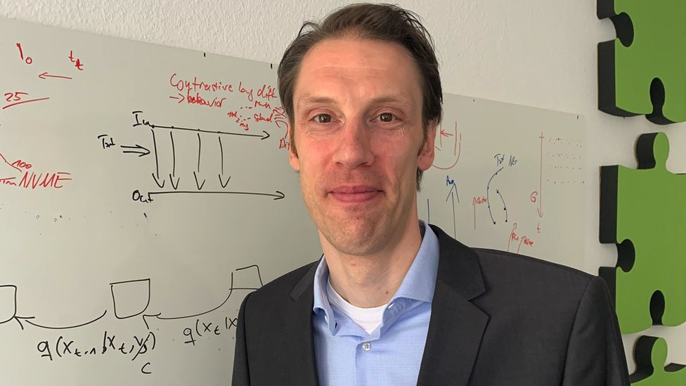 Prof Bjorn Ommer