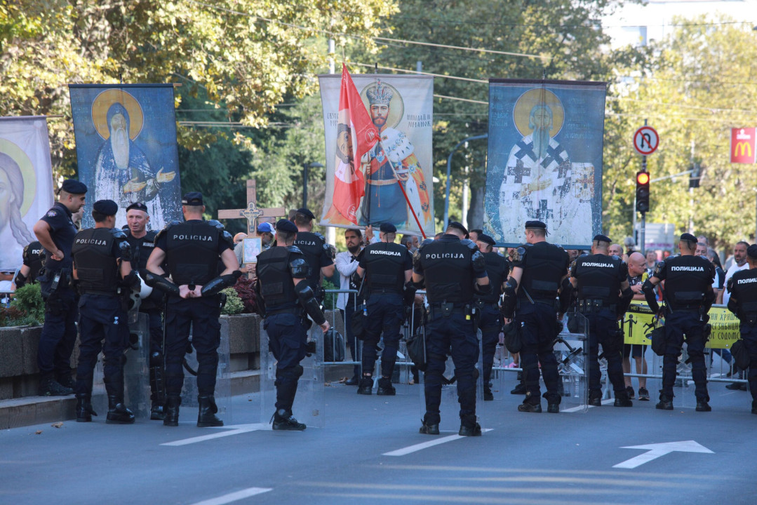 Beograd, 9.09.2023. &#8211; Policija, zatvorene i ogradjene ulice Beograda kojima malo ko prolazi pred danasnju Paradu ponosa. (BETAPHOTO/MILOS MISKOV)
