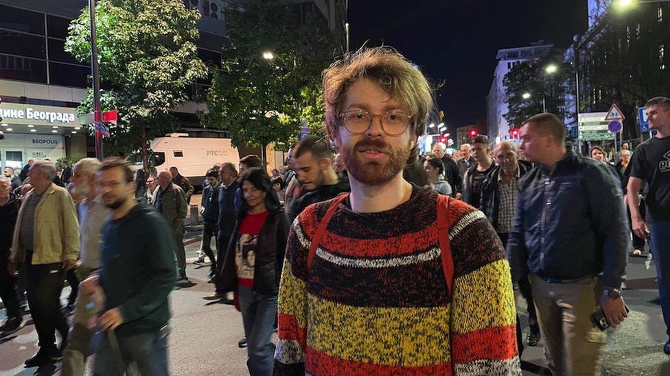 Danijel iz Beograda bio na dvadeset protesta "Srbija protiv nasilja" do sada