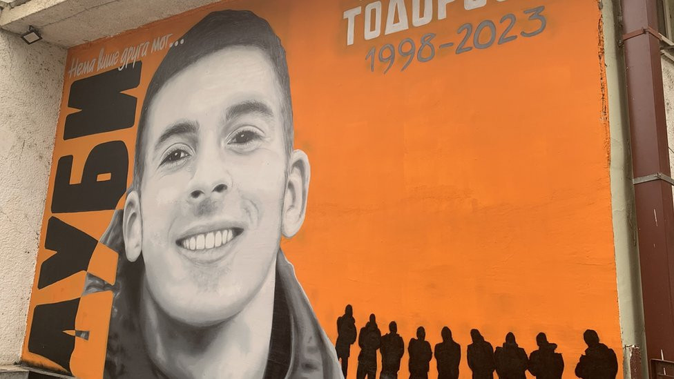 Mural u Mladenovcu