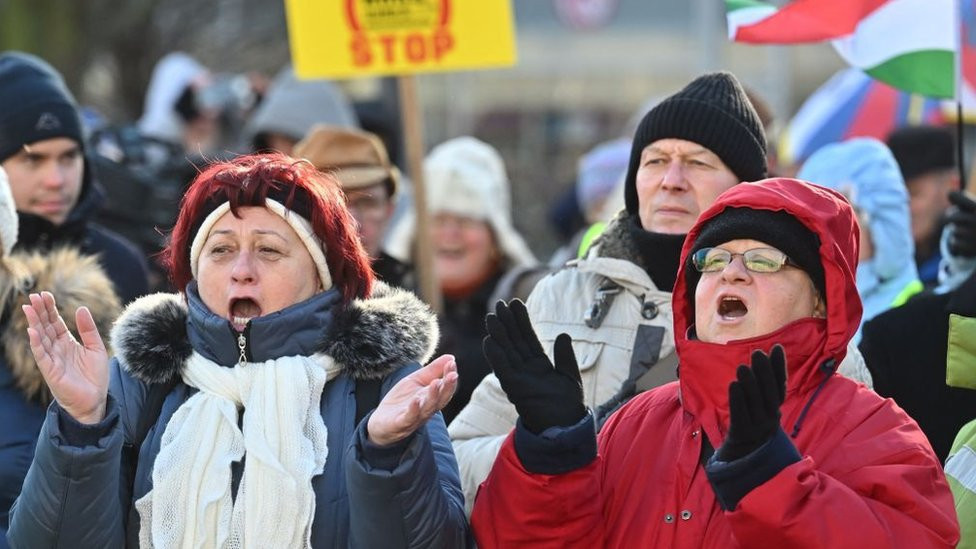 U Debrecinu su održani protesti zbog planova da se tamo otvori još fabrika