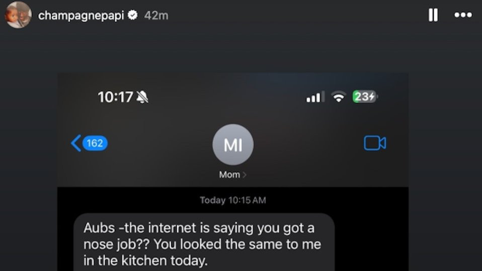 Drake's text exchange with his mother