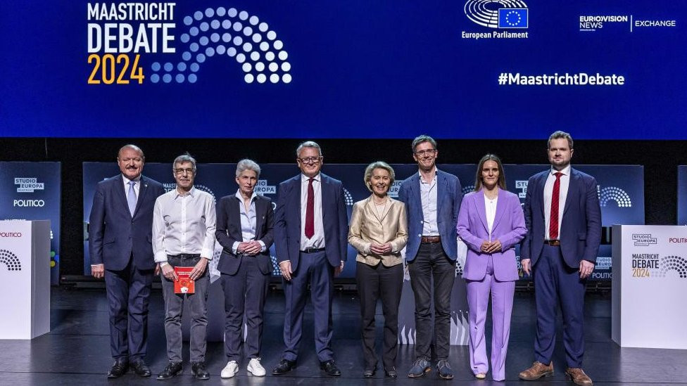 Kandidati za funkciju glavnog kreatora politike Evropske unije (L-R) Valeriu Gileči (ECPM - Evropski hrišćanski politički pokret), Valter Baier (Partija evropske levice), Marie-Agnes Strak-Cimerman (Partija Alijansa liberala i demokrata za Evropu ), Nikolas Šmit (Partija evropskih socijalista), Ursula fon der Lajen (Evropska narodna partija), Bas Ajkhout (Evropska zelena stranka), Majlis Rosberg (Evropska slobodna alijansa) i Anders Vistisen (Partija identiteta i demokratije)