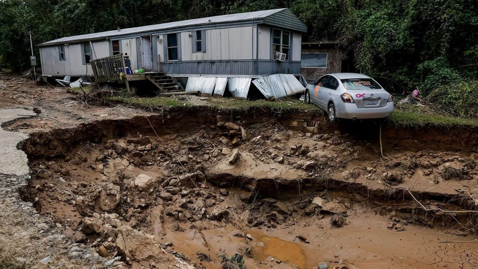 Helen je oštetila infrastrukturu, izazvala poplave i milione domova ostavila bez struje