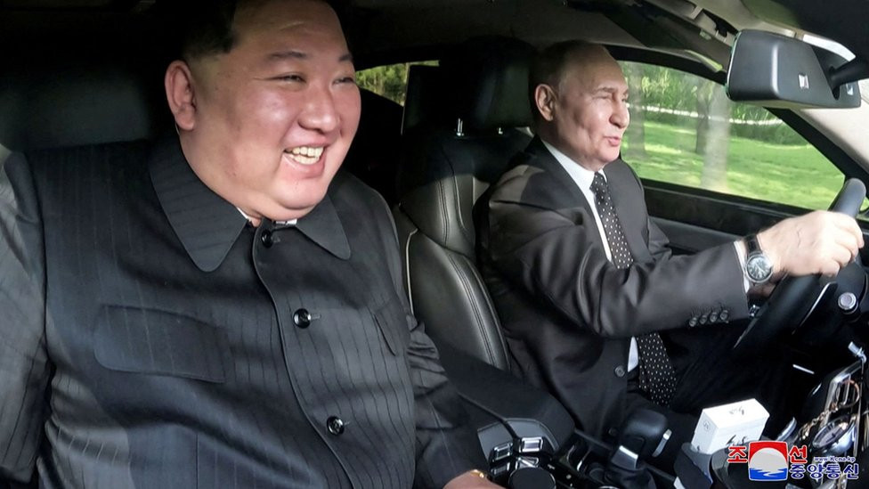 kim džong un i vladimir putin