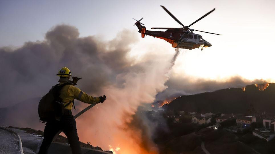 Helikopteri su neophodni za gašenje požara