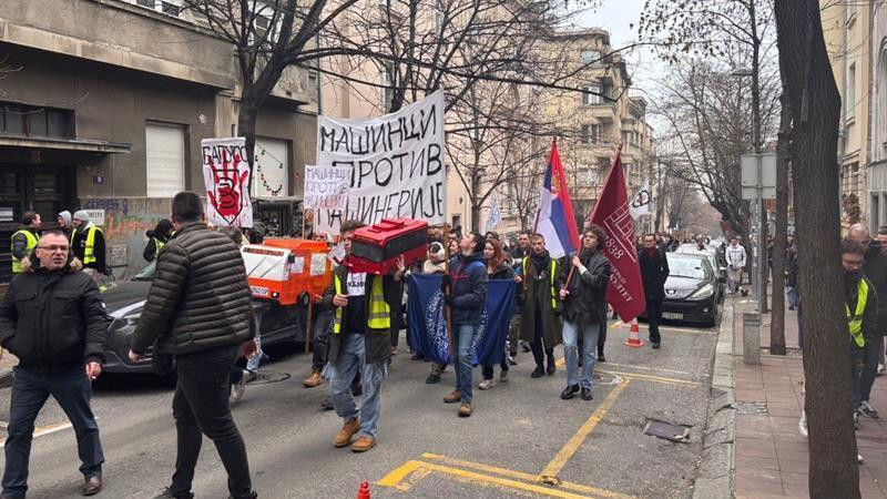 Grupa radnika GSP-a na protestu