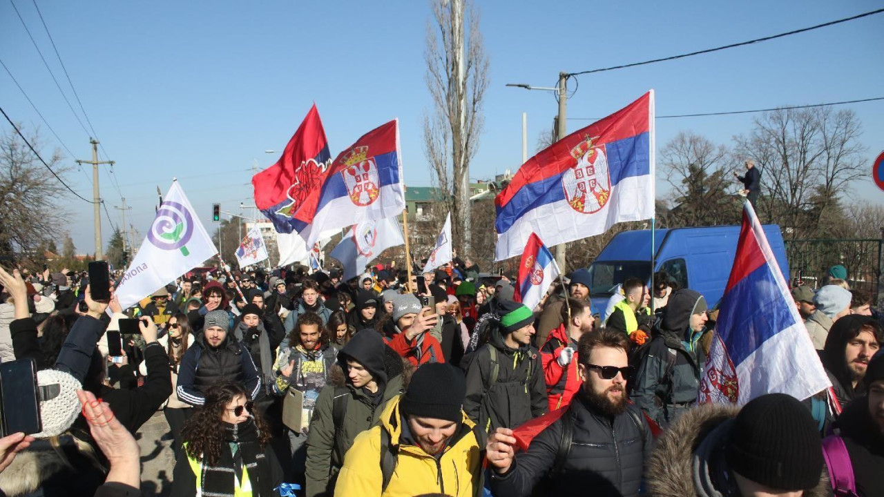 studenti, studentski protest, studenti pešače do kragujevca