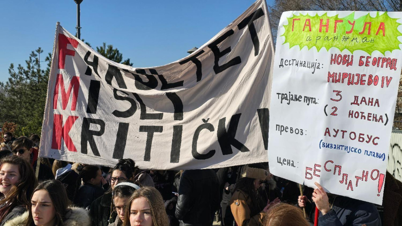 studenti, glumci, protest