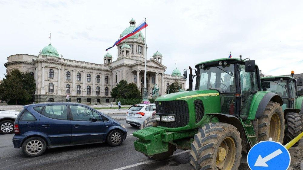 traktori u centru Beograda