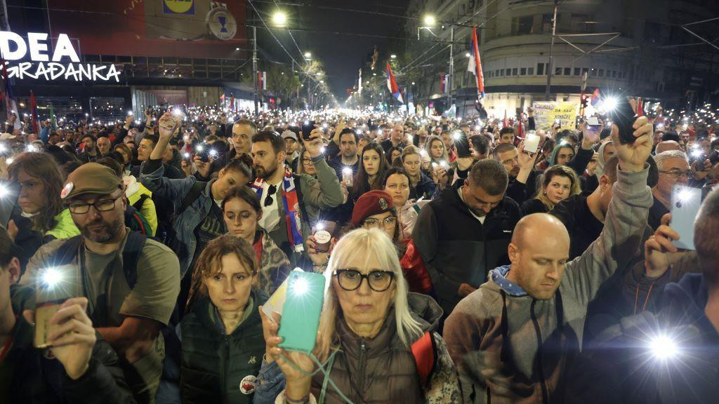15 minuta tišine na protestu 15. marta u Beogradu