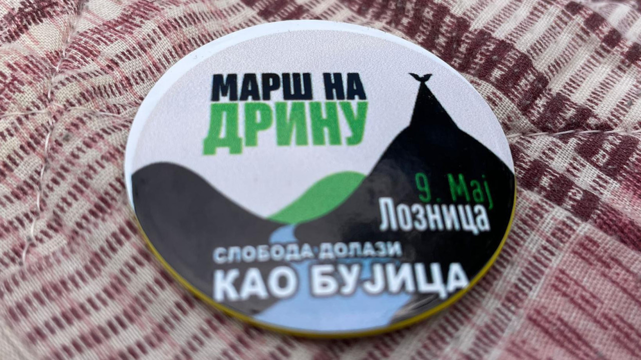 crno beli bedž, protest u Loznici, marš na Drinu 