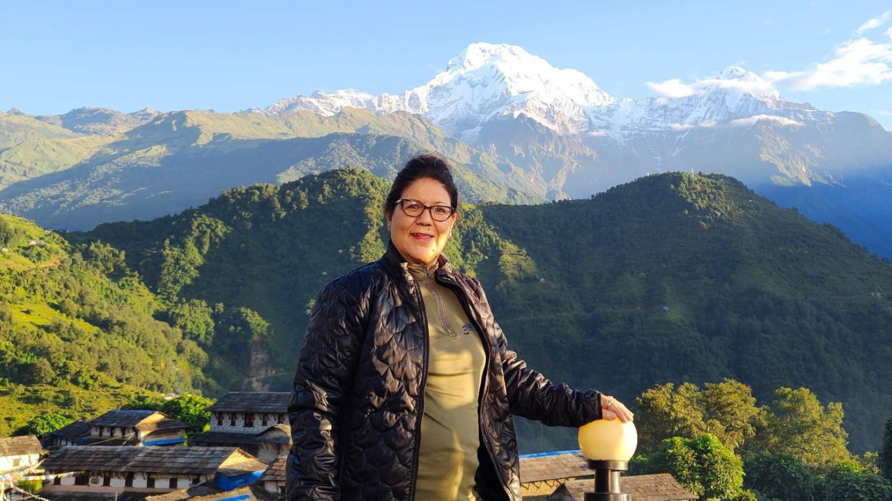Laki Četri, jedna od pionirki među planinarskim vodičima u Nepalu, kaže da planinarski turizam ozbiljno opala zbog izmaglice 