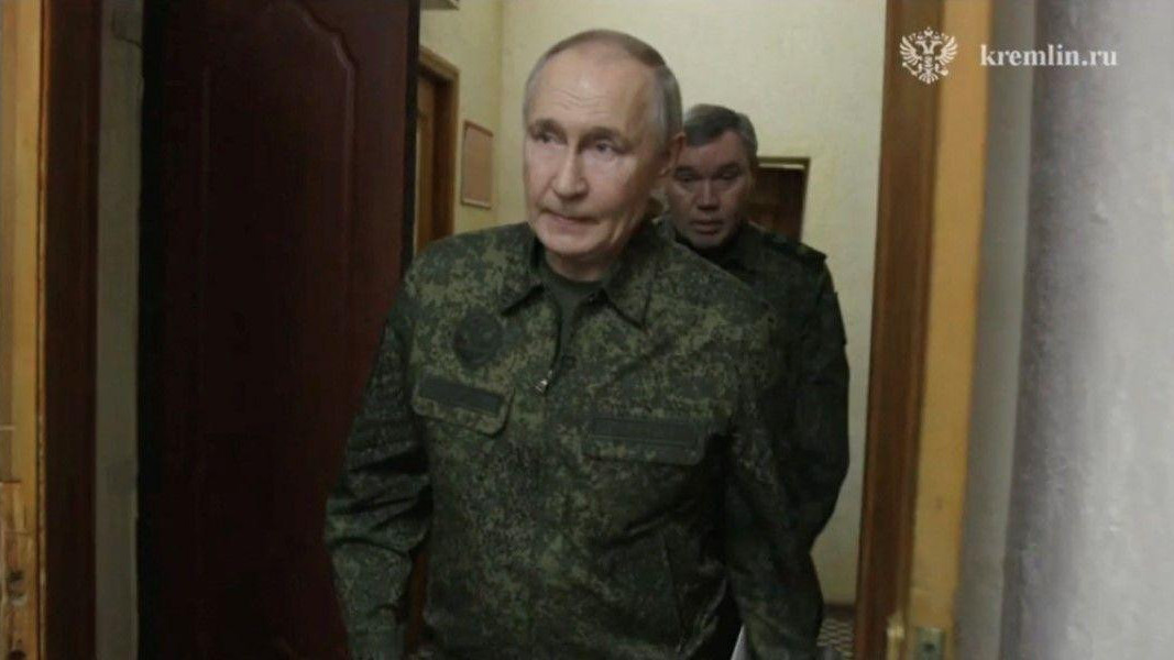 putin u uniformi, putin u kurskoj oblasti