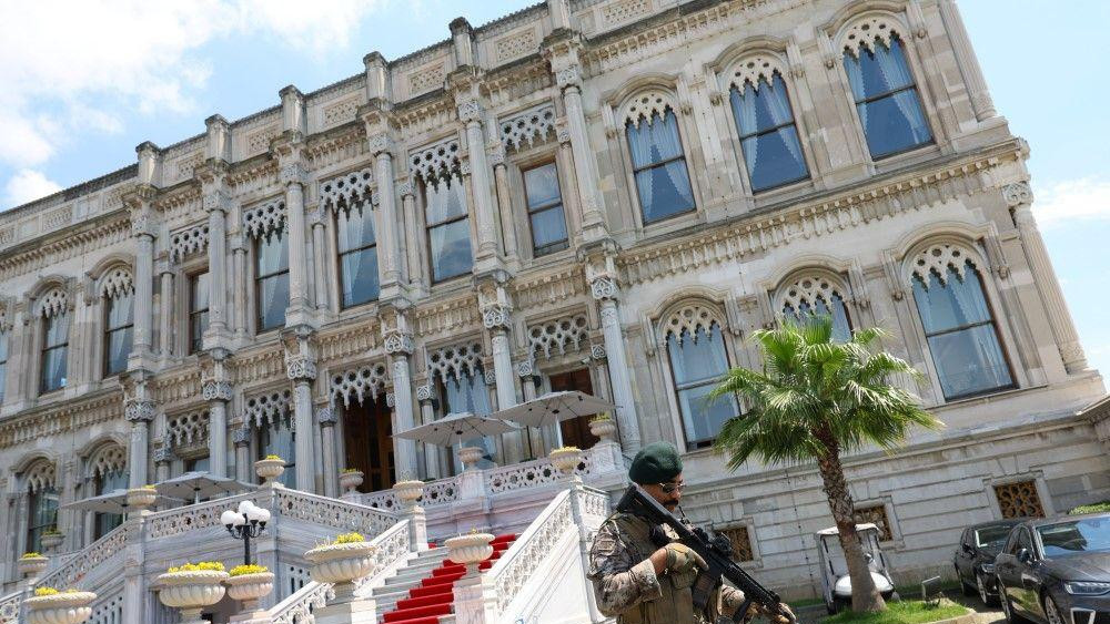 ukrajina i rusija, pregovori rusije i ukrajine, istanbul, pregovori rusije i ukrajine u Istanbulu, čiragan palata u Istanbulu 
