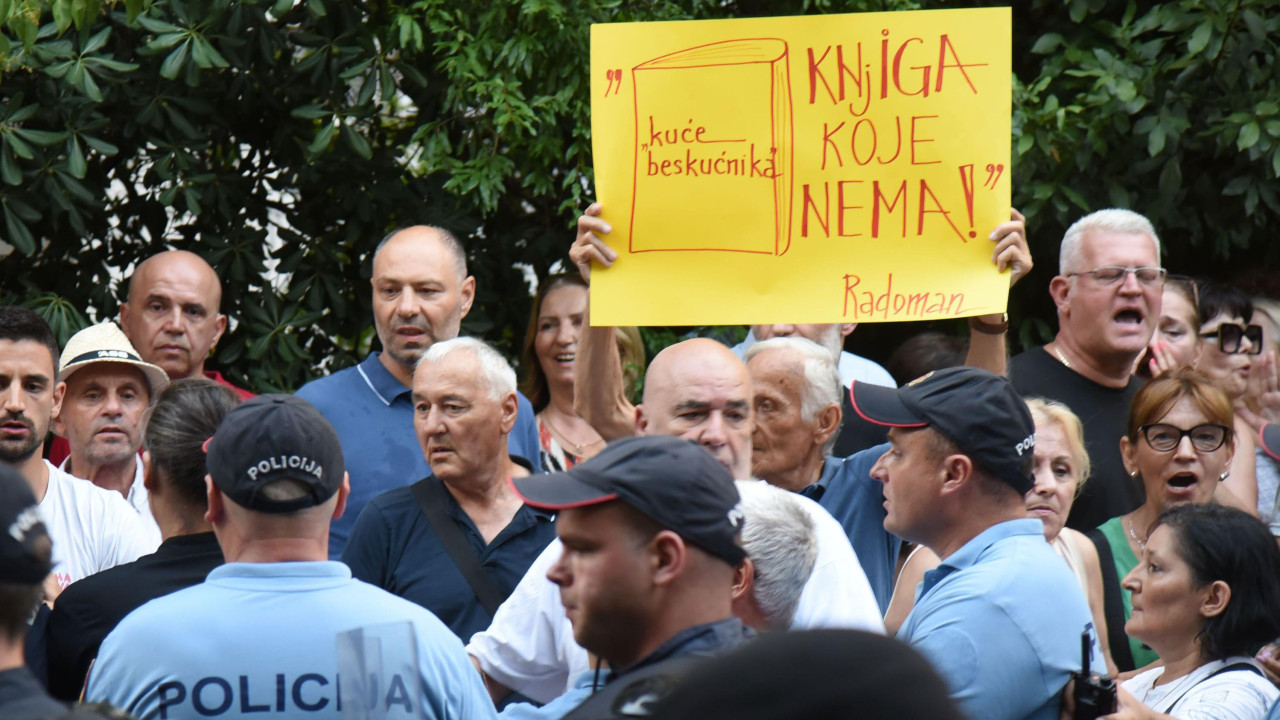 Protest u Podgorici kod Vile Gorica