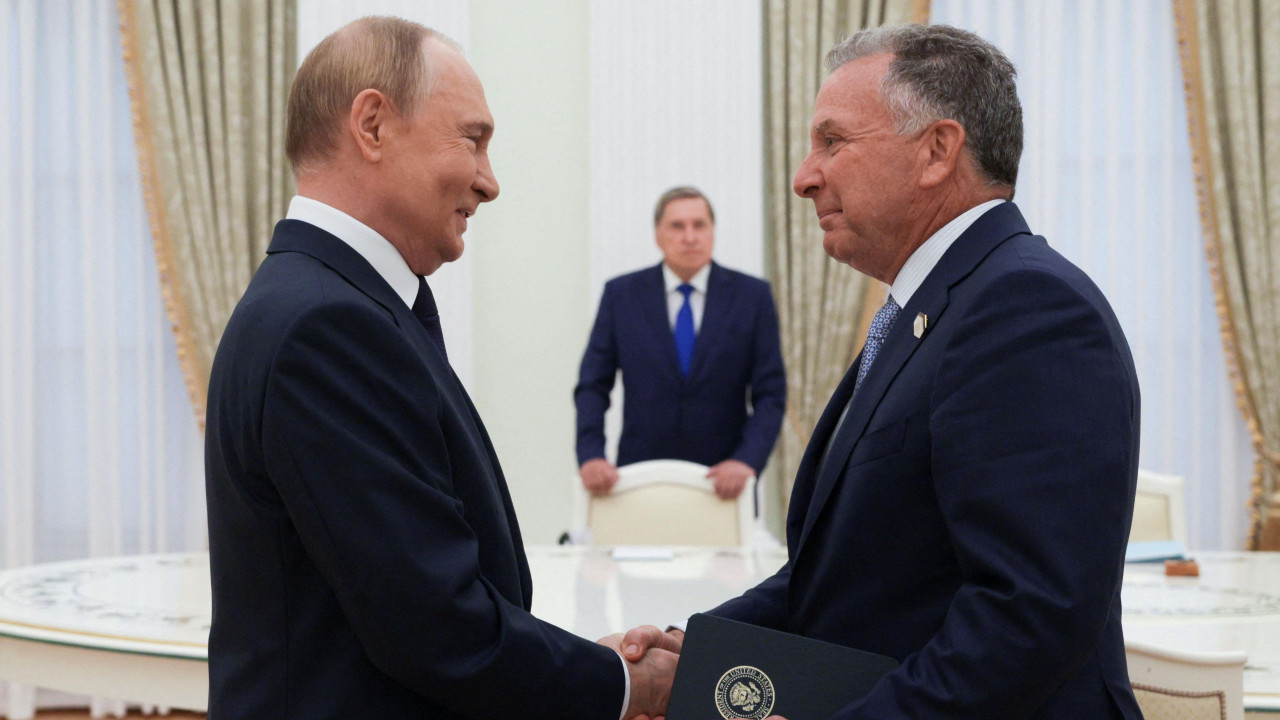 Vladimir Putin i američki diplomata Stiven Vitkof u Kremlju