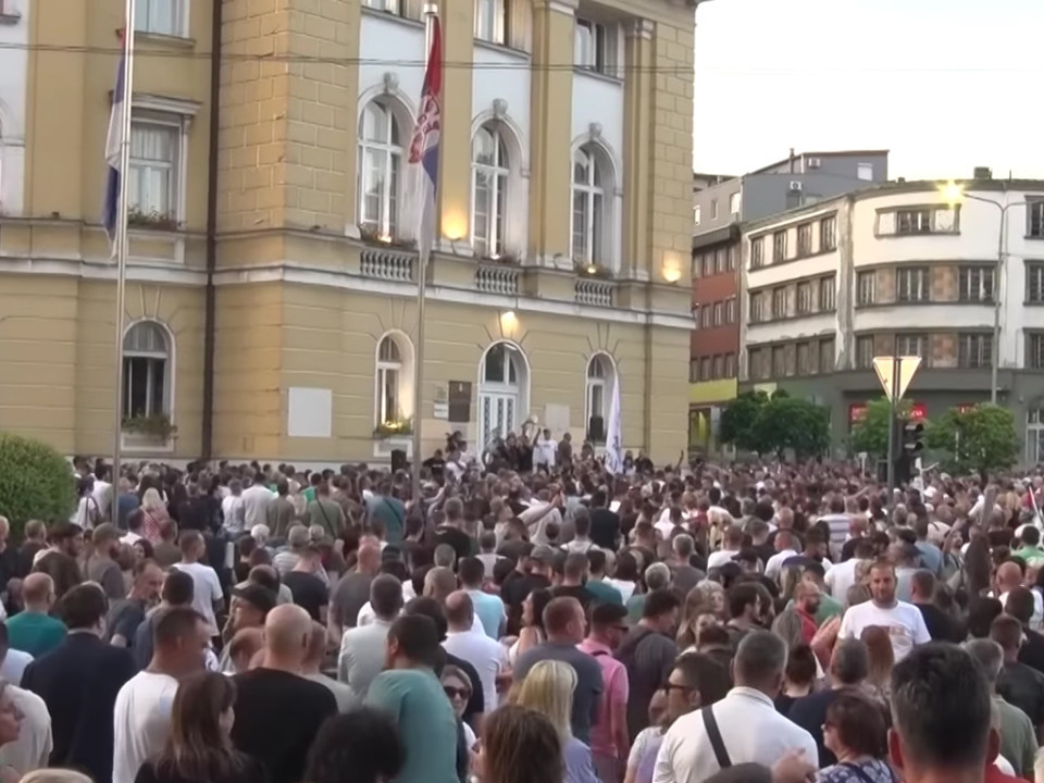 Protest u Užicu, Foto: Printscreen / YouTube / Televizija 5 Užice
